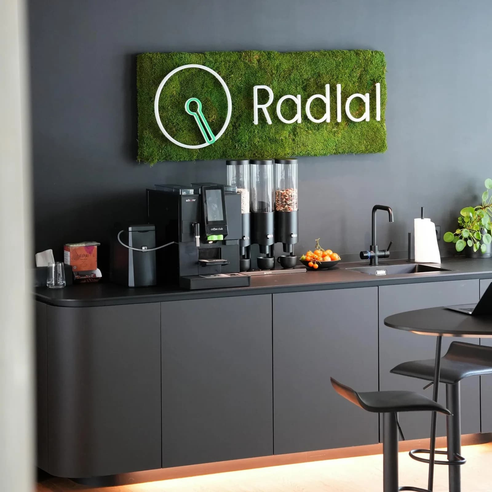 Radial