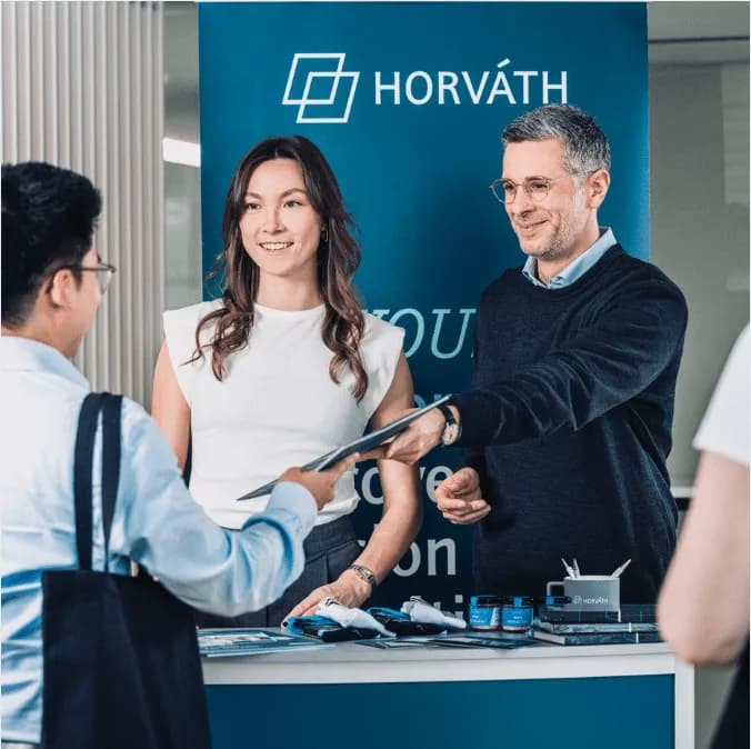 Horváth In&Out Consulting Squares Messe